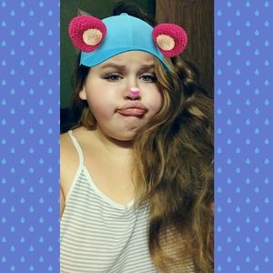 Meet your Posher, Makayla